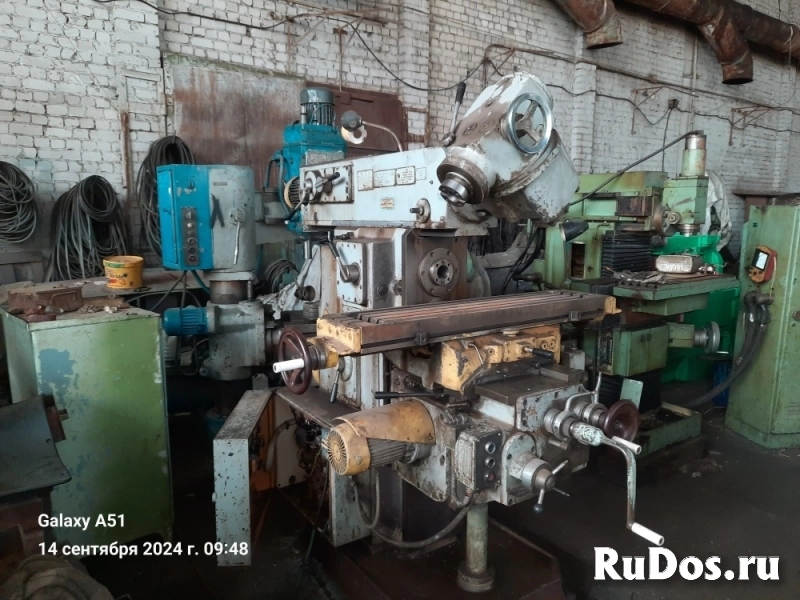 Широкоуниверсальный фрезерный станок 6Р81Ш фотка