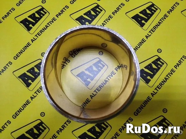 Втулка на полуось в поворотный кулак 125390 OEM фотка