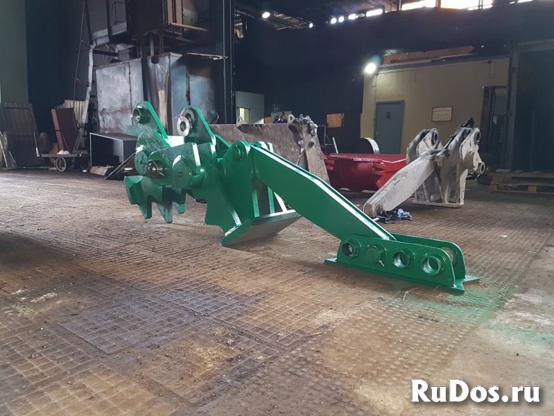 Крепкий крашер для бетона на экскаватор фото