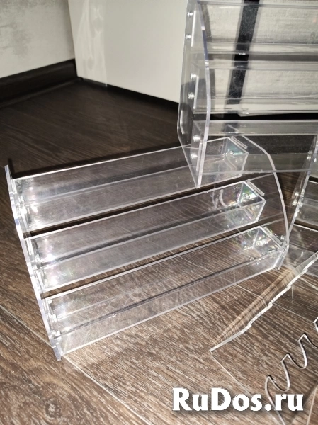 полка под лаки, косметику и игрушки изображение 3