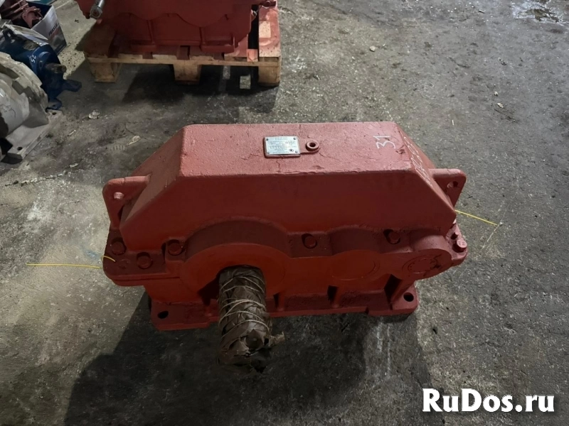 Редукторы цилиндрические изображение 3