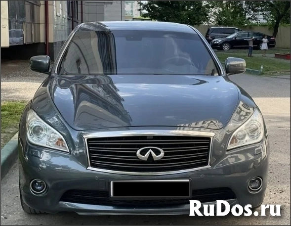 Infiniti Q70/M фото