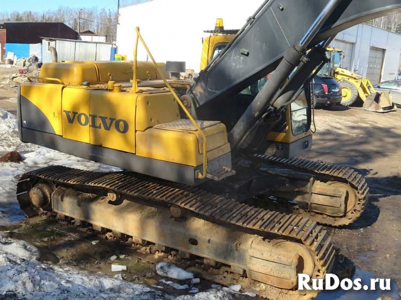Гусеничный экскаватор Volvo 360, новая стрела, 2 м3 изображение 4