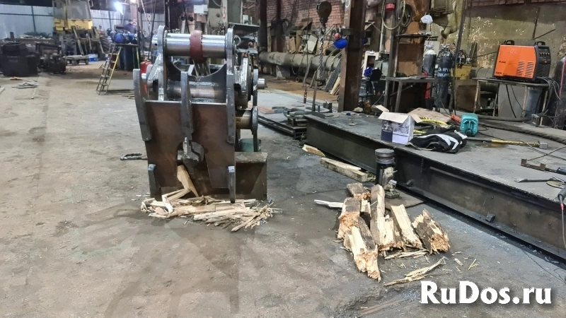 Крепкий корчеватель расщепитель пней под любую марку экскаватора изображение 4
