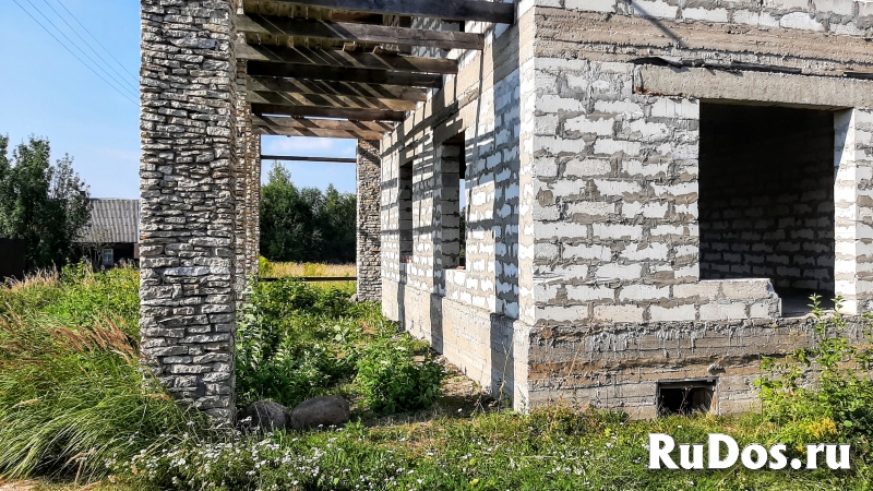 Продается здание частной гостиницы без отделки у озера изображение 4