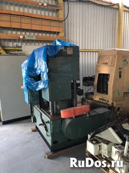 Закаточная машина, Аэрозольный баллон,Cevolani изображение 5