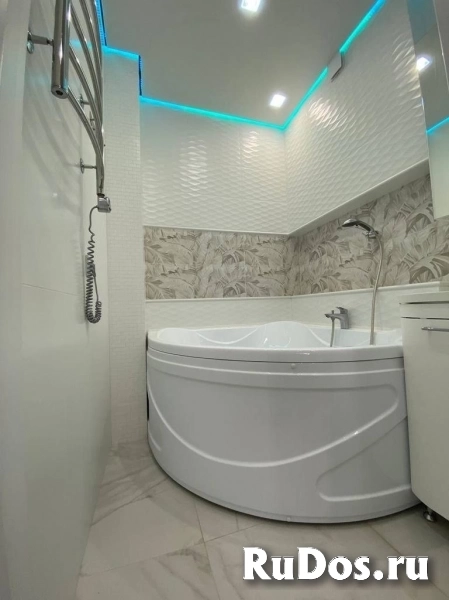 Продам 2 комнатную квартиру 64 м2 изображение 4
