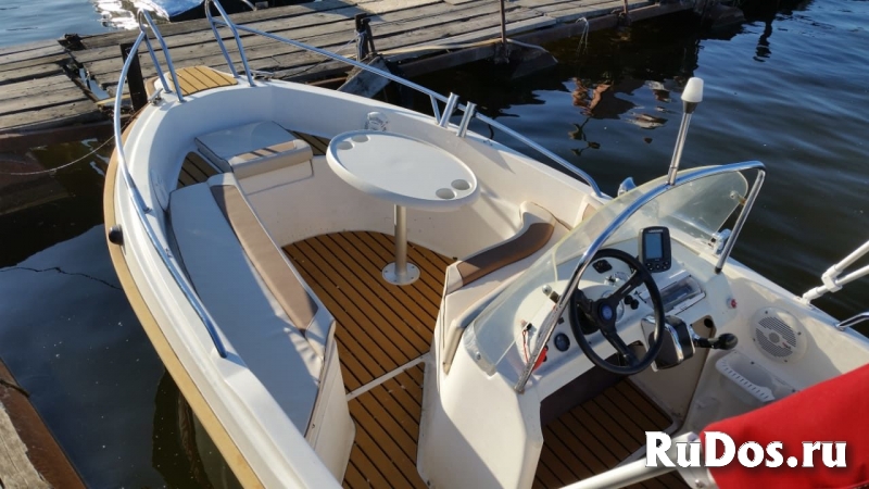 Прогулки на катере фотка