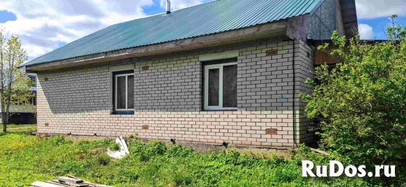 Дом в Пушкинских Горах у хвойного леса в Псковской области изображение 4