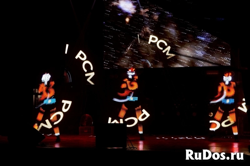 Нужны парни и девушки для участия в световом шоу фото