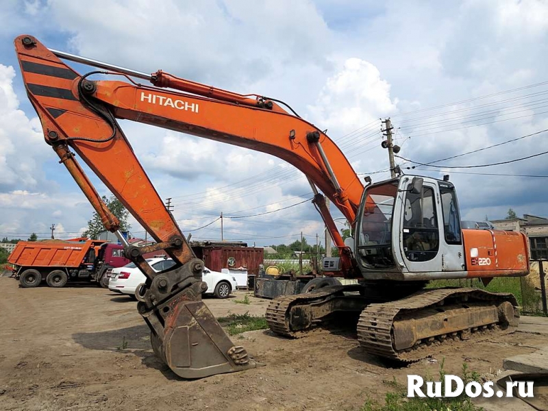 Гусеничный экскаватор Hitachi 220, 1 m3 изображение 5