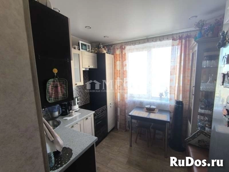 Продам 3 комнатную квартиру 61.7 м2 фотка