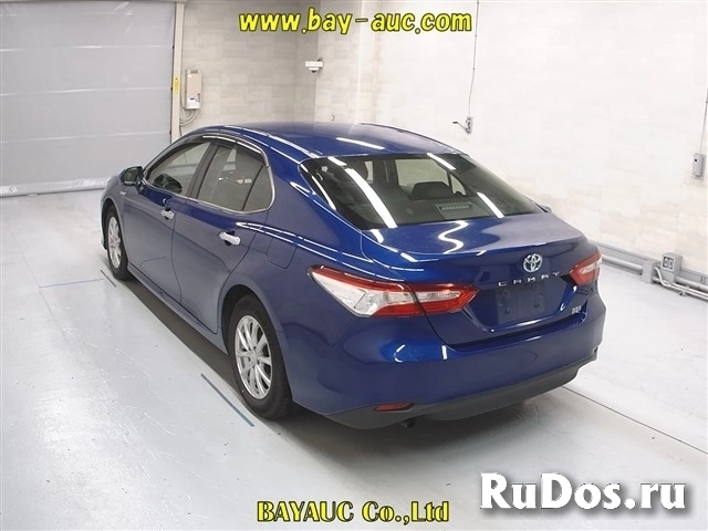 Седан гибрид Toyota Camry Hybrid кузов AXVH70 модификация X фотка