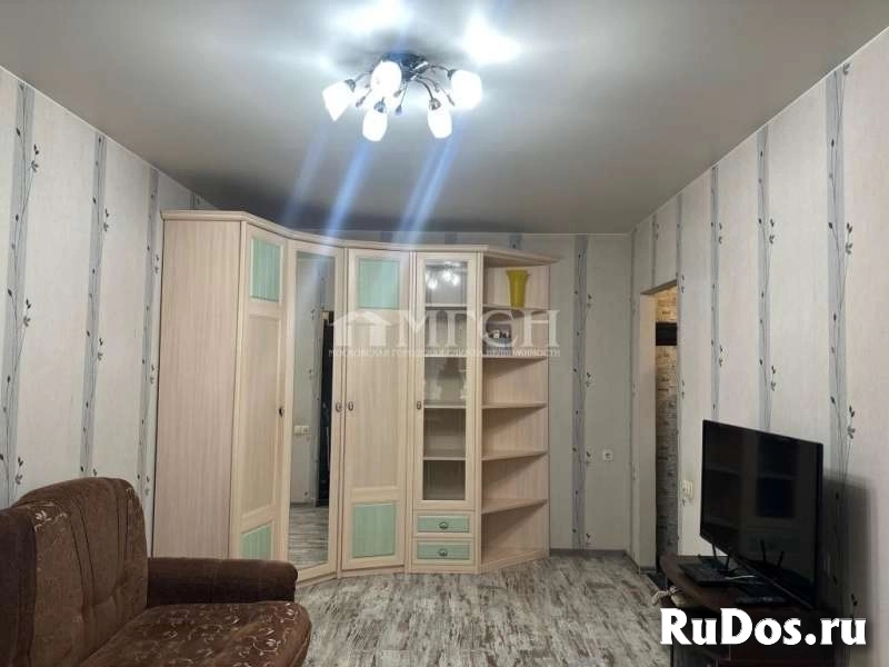 Сдам 1 комнатную квартиру 30 м2 изображение 3