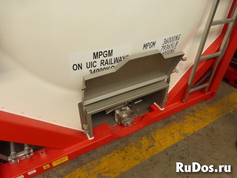 Танк-контейнер тип Т11 объём 25м3 для перевозки жидких реагентов, новый. изображение 8