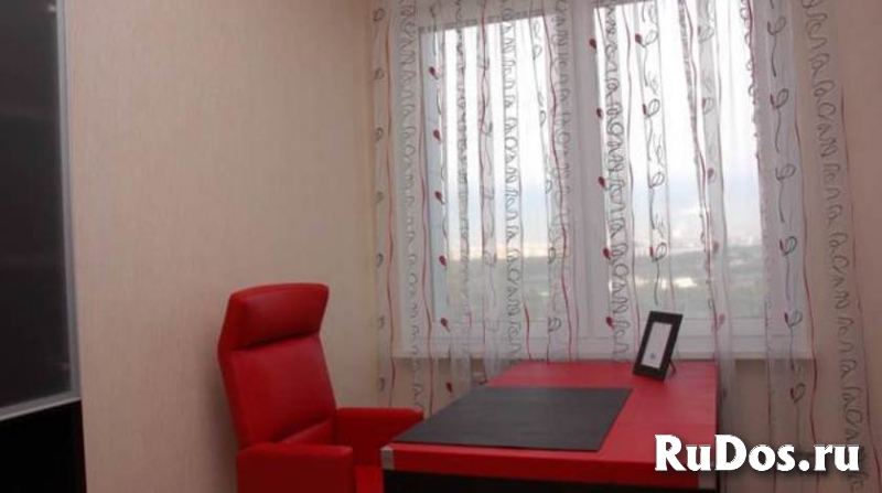 Шикарная квартира в новом доме с дизайнерским евро изображение 6