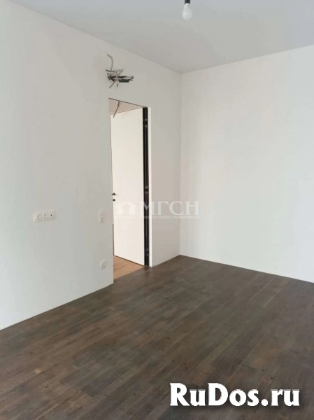 Продам 2 комнатную квартиру 56 м2 изображение 7