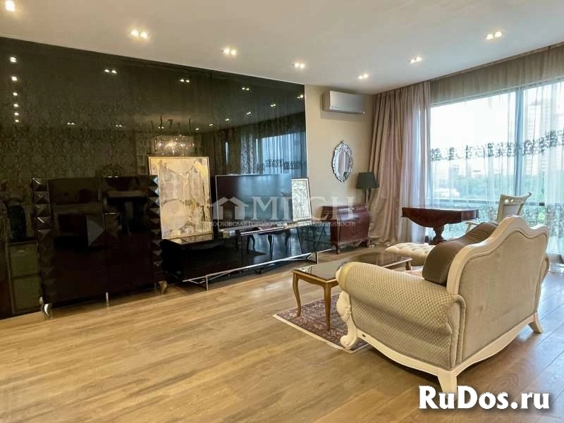 Продам 2 комнатную квартиру 82.8 м2 фотка