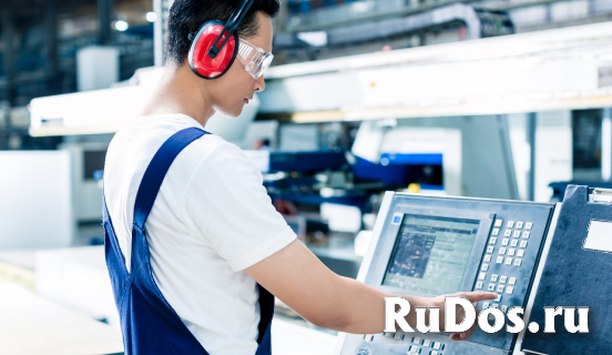 Оператор станков с ПУ фото