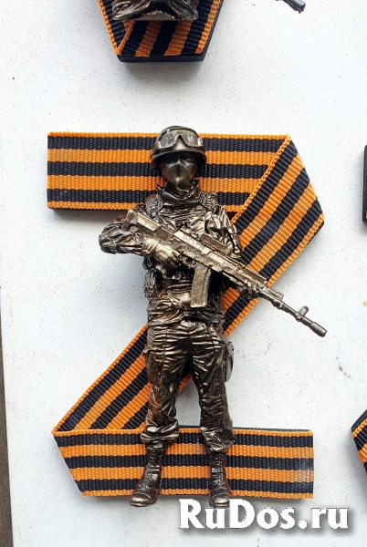 Магнитики c символикой Z/V, z/v изображение 4