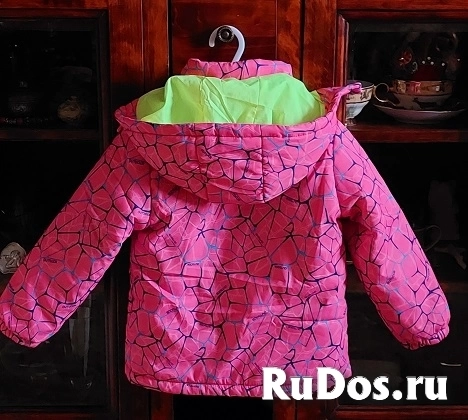 Куртка детская на девочку. Размер 98-104 . фотка