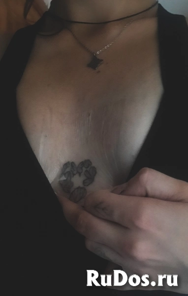 Модель на тату изображение 5