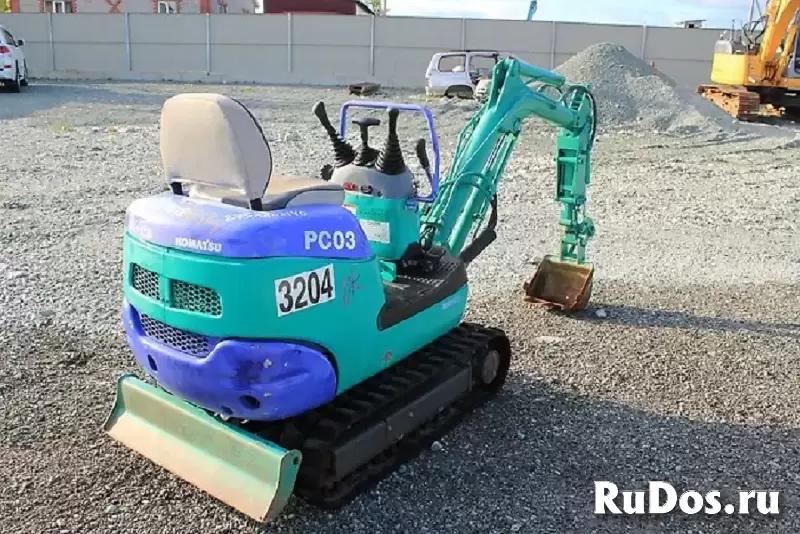 Японский мини-экскаватор KOMATSU PC-03 фотка