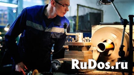 Токарь фото