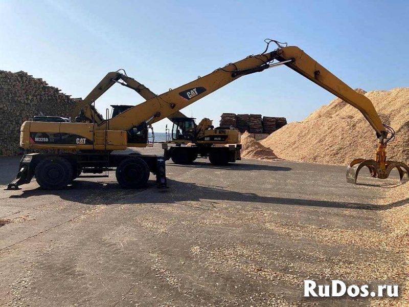 Перевалочник CAT 325, 2013 г. из Европы изображение 3
