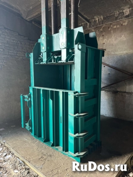 Пресс-пакетировщик вертикальный Кубер-30В  с гидрозамком изображение 3