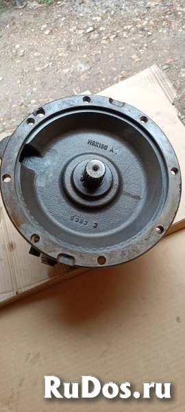 Гидромотор поворота Hitachi 4698700 фото