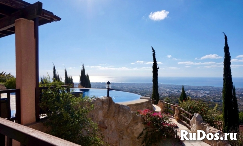 Шикарная 5-спальная вилла с панорамным видом в районе Пафоса-Кипр изображение 5