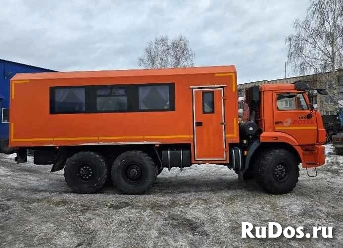 Продаю вахта камаз 43118 (28 мест) фото