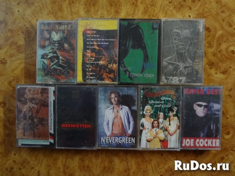 Аудиокассеты с записями изображение 5