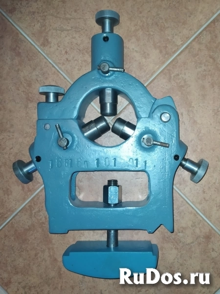 Люнет 16Б16 неподвижный кулачковый фотка