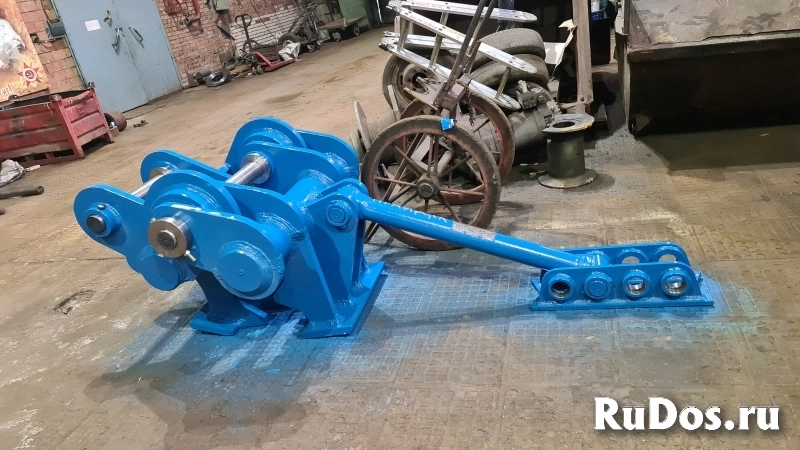 Прочный крашер бетона на подшипниках скольжения фото