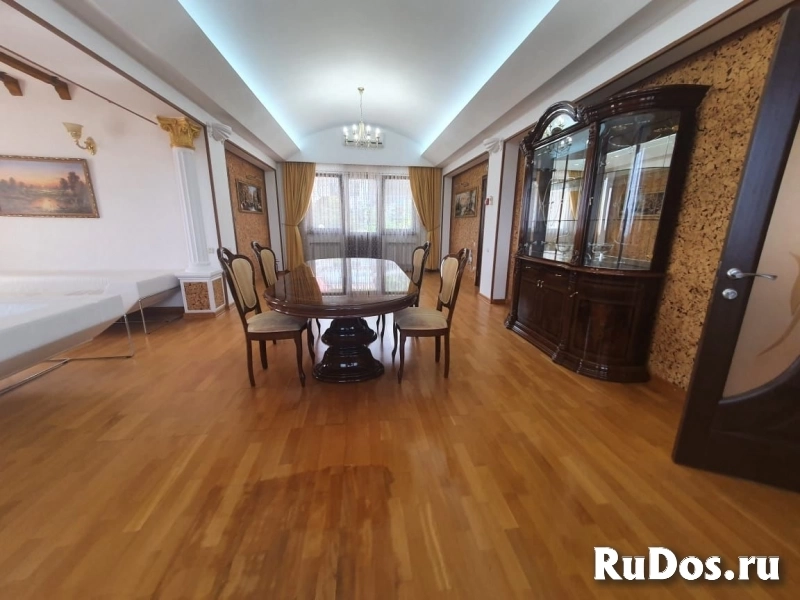 Гостевой дом с бассейном изображение 3