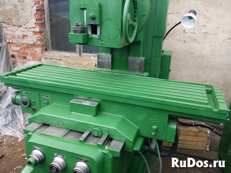 FSS 400 вертикальный консольно-фрезерный фотка