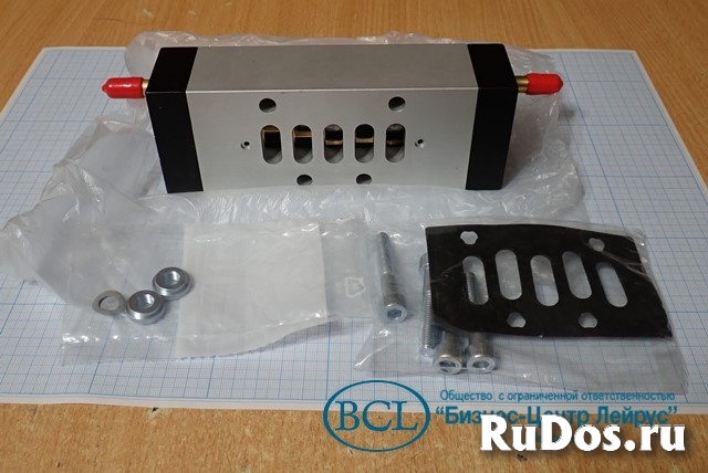 Распределитель Camozzi 963-000-P11-23IL изображение 3