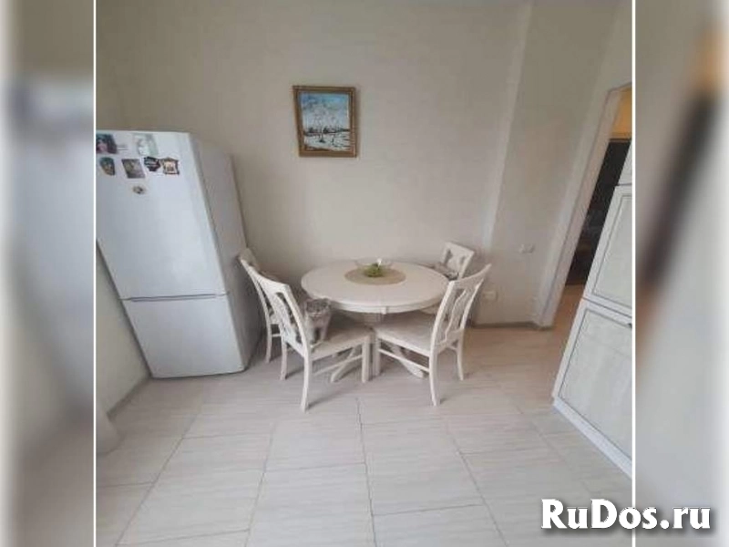 Продам 2 комнатную квартиру 46.2 м2 изображение 4