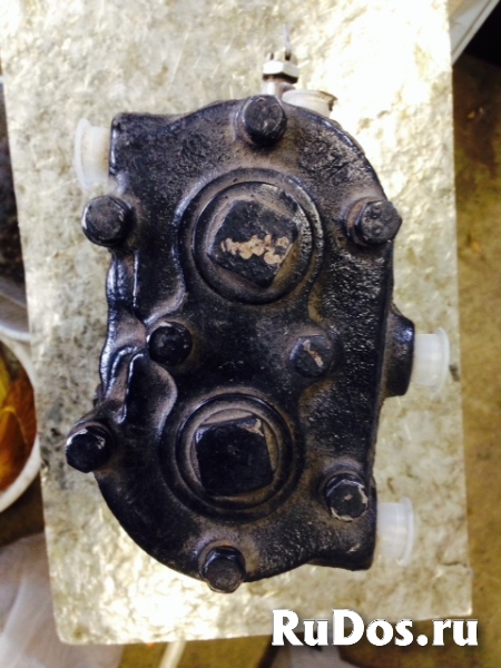 Пневмокомпрессор 130-3509015 ЗИЛ-130 (без шкива) фото