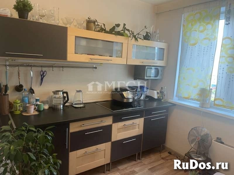 Продам 2 комнатную квартиру 50.7 м2 фотка
