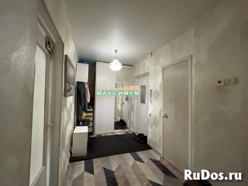 Продам 2 комнатную квартиру 47 м2 изображение 3