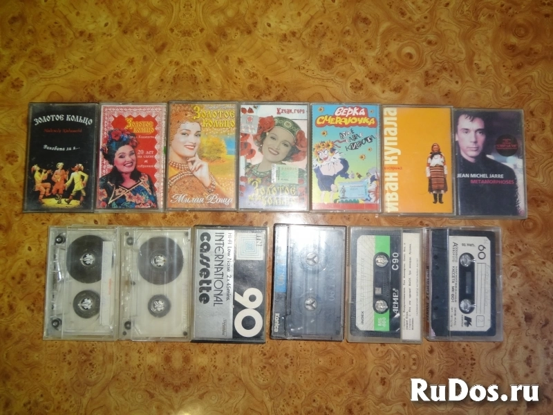 Аудиокассеты с записями фото