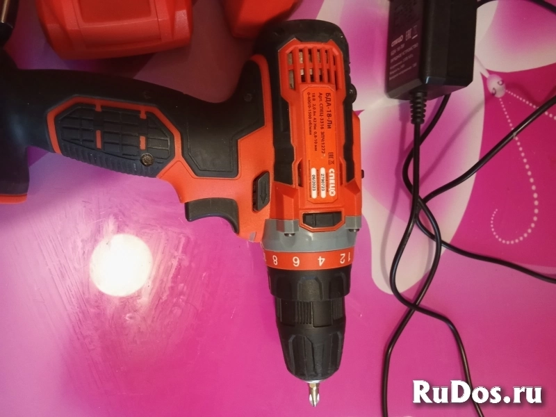 Шуруповерт фотка