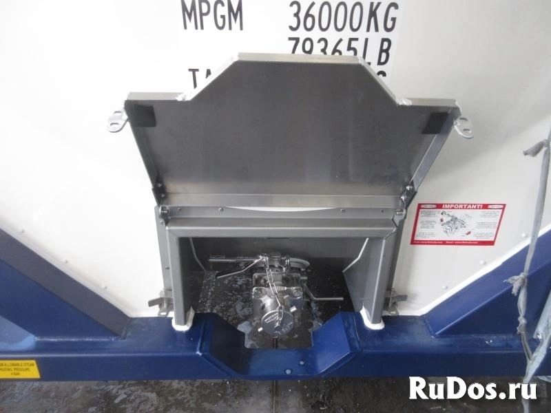 Танк-контейнер объём 18м3 тип Т11, для перевозки дезинфицирующих средств изображение 3