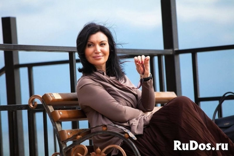 м. Горьковская, +7 (931) 583-44-85 фотка