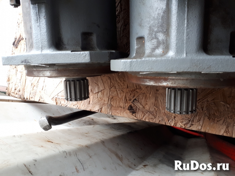 Насос гидравлики hitachi zx 330/5G изображение 3