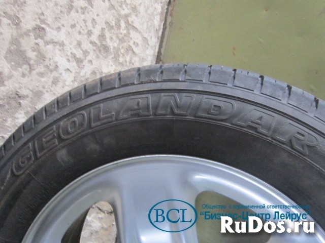 Колесо Почти Новое автопокрышка летняя 225/65r17 102h yokohama изображение 3
