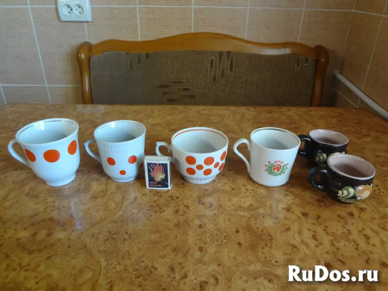 Чашки фарфоровые и керамические изображение 6